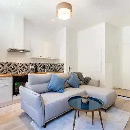 Cozy 1br In The Heart Of Cours Julien | By Airnest