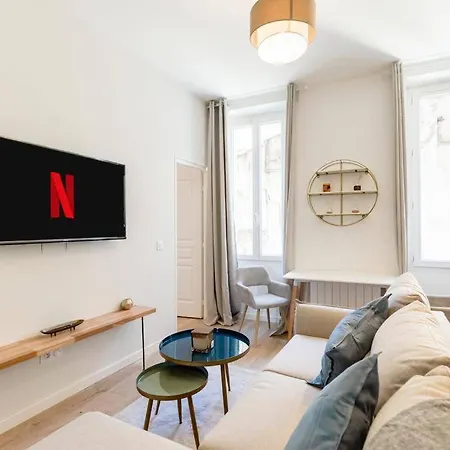 Cozy 1br In The Heart Of Cours Julien | By Airnest Marseille